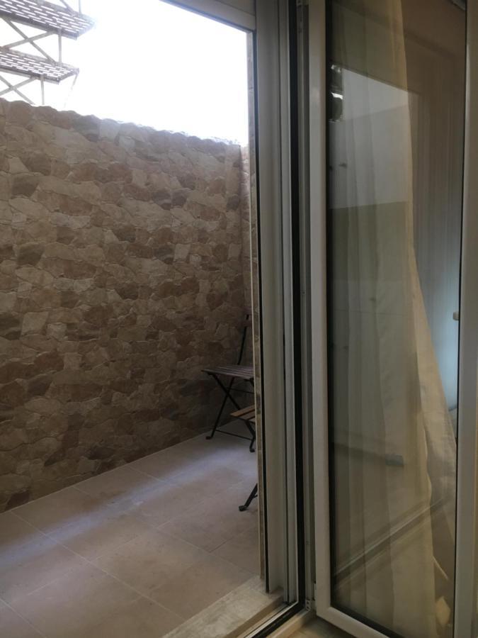 Home Sweet Home - 1 Bedroom Apartment Атина Екстериор снимка